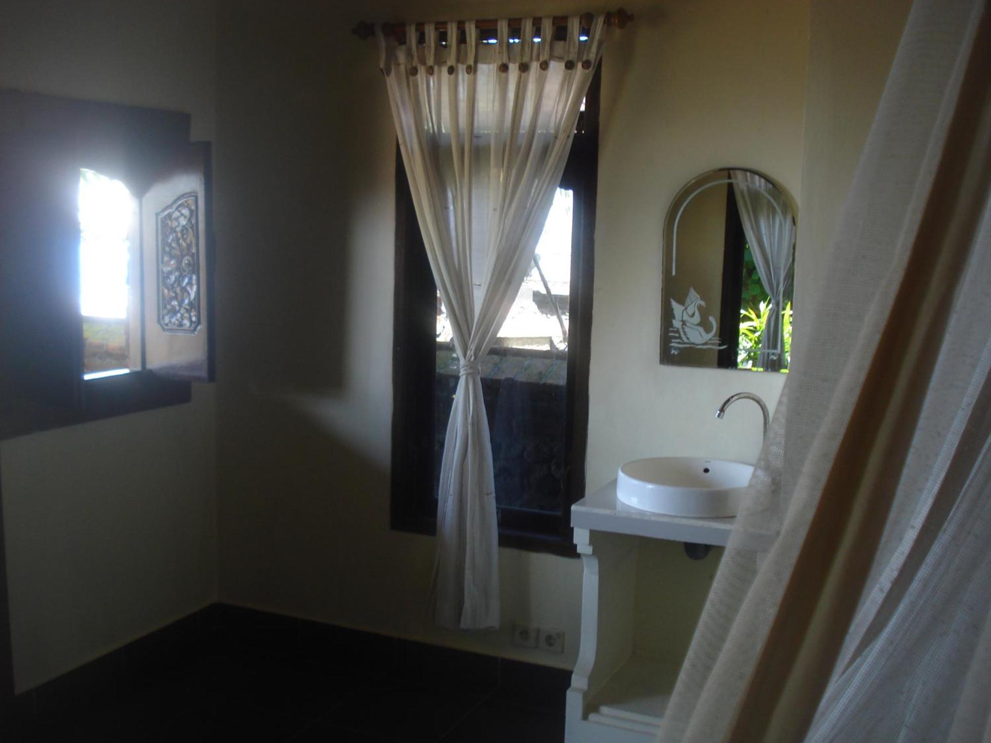 Bulih Beach Bungalows 아메드 외부 사진