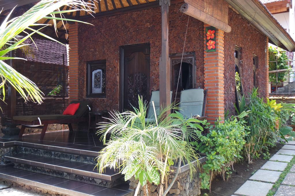 Bulih Beach Bungalows 아메드 객실 사진